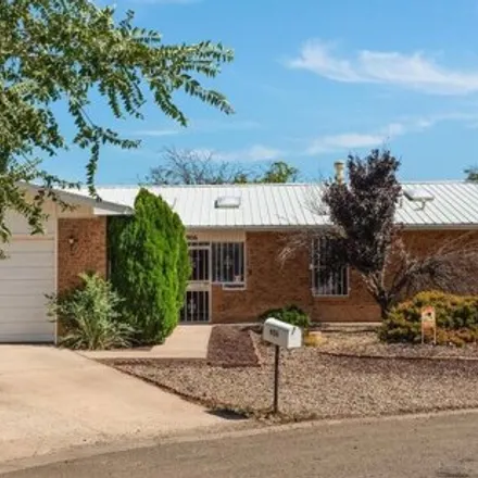 Buy this 3 bed house on 998 Crenshaw Court in Rio Communities, NM 87002