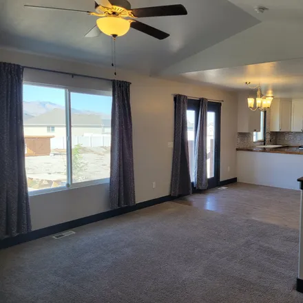 Image 5 - 762 Saddle Road, Grantsville, Tooele County, UT 84029, USA - House for sale