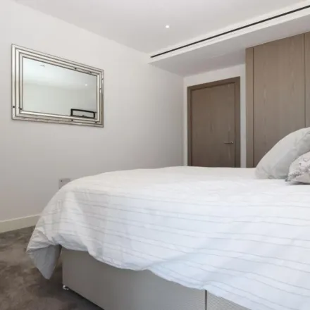 Rent this 3 bed apartment on Admiralty House in 150 Vaughan Way, London