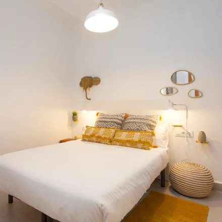 Rent this 2 bed apartment on Carrer de Verdaguer i Callís in 12, 08003 Barcelona