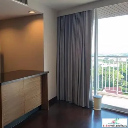 Image 3 - Regent Royal Place 1, 2/399, Soi Mahatlek Luang 1, Mahatlek Luang, Pathum Wan District, Bangkok 10330, Thailand - Apartment for rent