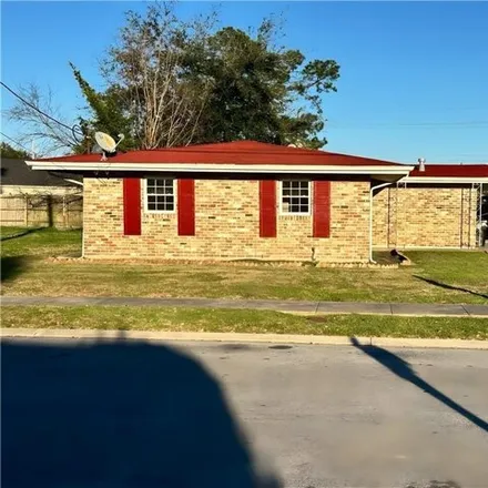 Buy this 3 bed house on 4711 Redwood Street in New Orleans, LA 70127