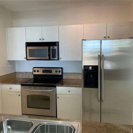 Image 6 - Northwest 42nd Avenue, Miami, FL 33134, USA - Apartment for rent