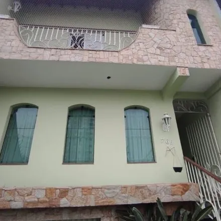 Buy this 3 bed house on Avenida Dom Pedro I in Vila Pires, Santo André - SP