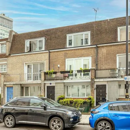 Rent this 4 bed townhouse on Sussex Place in London, W2 2SQ