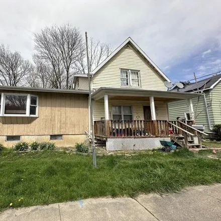 Buy this 4 bed house on 393 Ryall Street in Marseilles, LaSalle County