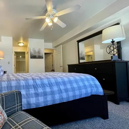 Rent this 2 bed apartment on University of Wisconsin-Oshkosh in 800 Algoma Boulevard, Oshkosh