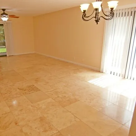 Image 3 - 452 Northeast 42nd Street, Lake Rogers Isle, Boca Raton, FL 33431, USA - House for rent