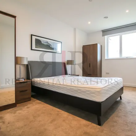 Image 6 - Walton Heights, Heygate Street, London, SE17 1FT, United Kingdom - Apartment for rent