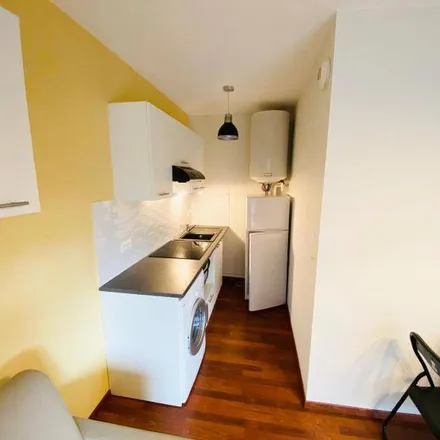 Rent this 1 bed apartment on 127 Place du Bourg in 71850 Charnay-lès-Mâcon, France