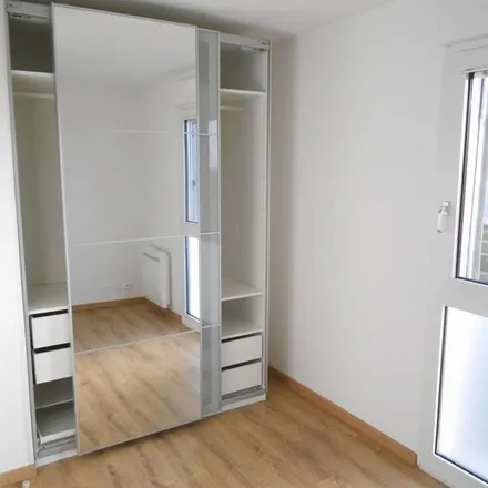 Rent this 2 bed apartment on Route de Fontaine-lès-Dijon in 21121 Fontaine-lès-Dijon, France