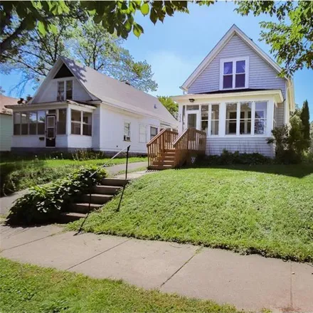 Buy this 3 bed house on 218 East Congress Street in Saint Paul, MN 55107