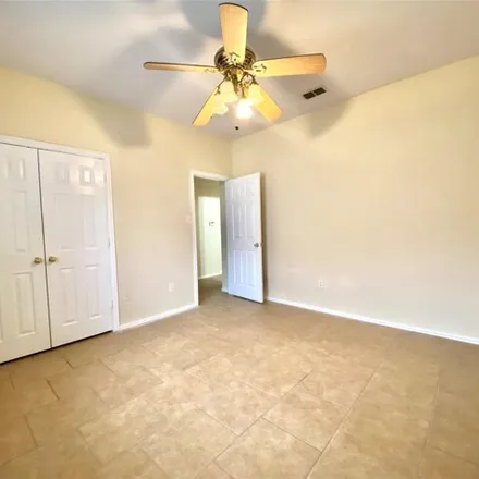 Image 7 - 610 Fairway View Drive, Burleson, TX 76028, USA - House for rent