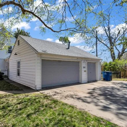 Buy this 3 bed house on South New Haven Avenue in Tulsa, OK 74135