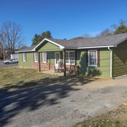 Image 3 - 437 Williams Street, Independence, Grayson County, VA 24348, USA - House for sale