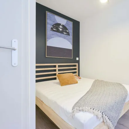 Rent this 6 bed room on 15 Place de la Nouvelle Aventure in 59000 Lille, France