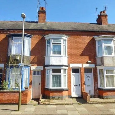Buy this 3 bed townhouse on Ivy Road in Leicester, LE3 0DF