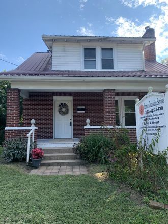 Rent this 4 bed house on 1609 West Main Street in Princeton, WV 24740