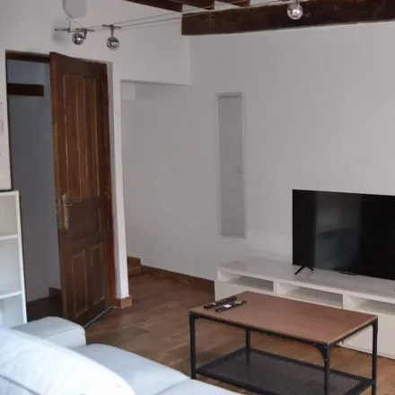 Rent this 1 bed apartment on heymo in Carrer del Sindicat, 07002 Palma