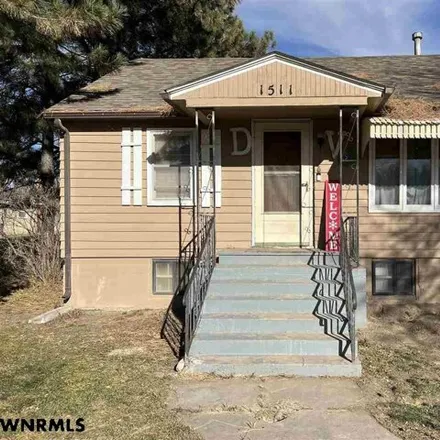 Buy this 3 bed house on 1512 West Overland Drive in Scottsbluff, NE 69361