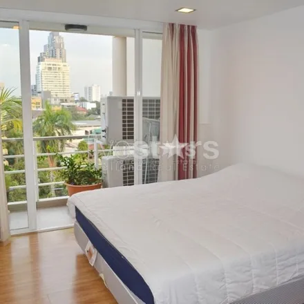 Image 5 - Kanom, Soi Sukhumvit 49, Vadhana District, Bangkok 10110, Thailand - Apartment for rent