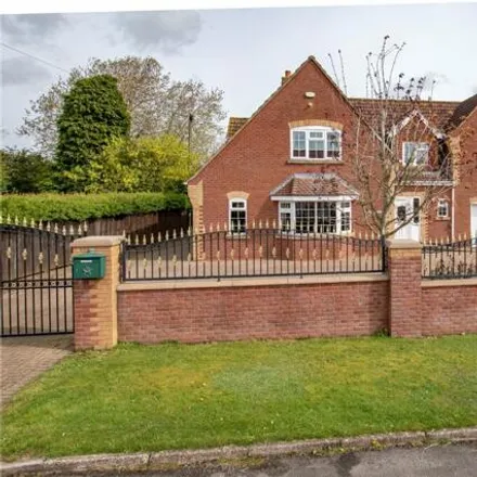 Buy this 5 bed house on Cambridge Crescent in Brookenby, LN8 6HB