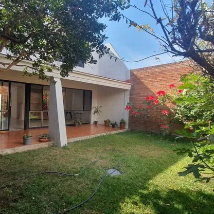 Buy this 4 bed house on Calle Contadores 731 in Jardines de Guadalupe, 45039 Zapopan