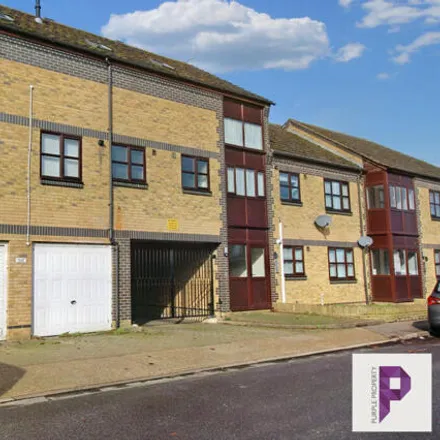 Buy this 1 bed apartment on Court Lodge Road in Medway, ME7 2QU