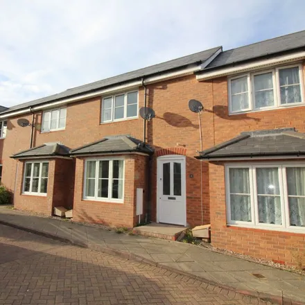 Rent this 2 bed townhouse on 17-33 Canal Court in Birmingham, B27 6SU