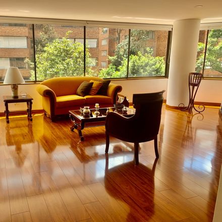 Rent this 3 bed apartment on Deli Soya in Calle 78, Chapinero