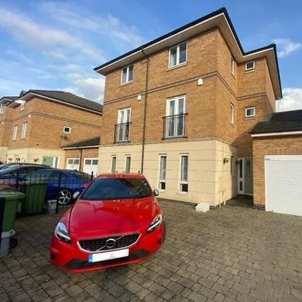 Image 3 - St Katherines Mews, Peterborough, PE7 8BB, United Kingdom - Duplex for sale