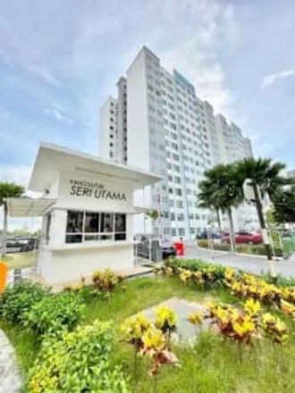 Rent this 3 bed apartment on Jalan PU 8/9 in Bandar Puchong Utama, 47100 Subang Jaya