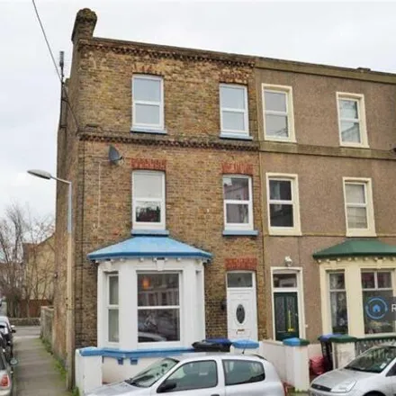 Rent this 5 bed townhouse on Sparrow Mews in Margate Old Town, Margate