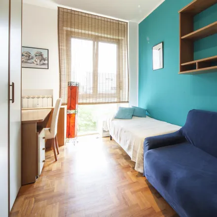Rent this 3 bed room on Via Nicolò Tartaglia in 7, 20154 Milan MI