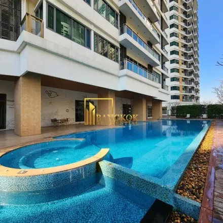 Image 5 - Ideal 24, Phla Phong Phanit Road, Khlong Toei District, Bangkok 10110, Thailand - Apartment for rent
