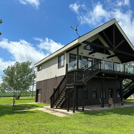 Buy this studio house on 423 Mallard Lane in Big Lake, Holt County