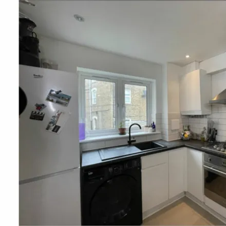 Image 7 - 12 Paxton Place, London, SE27 9SS, United Kingdom - Apartment for sale