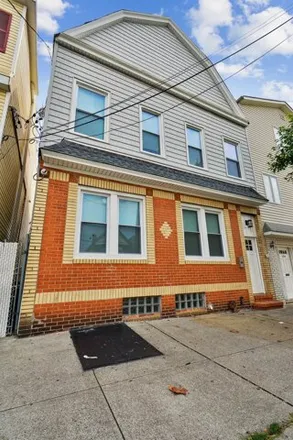 Image 1 - JFK + 19th Street, West 19th Street, Bayonne, NJ 07002, USA - House for sale