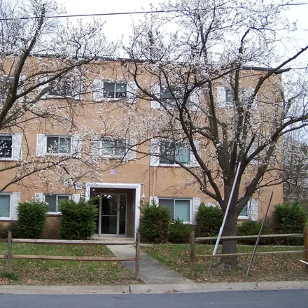 Image 1 - 311 Dawson Avenue, Rockville, MD 20850, USA - Apartment for rent