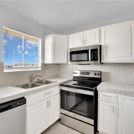 Buy this 2 bed condo on 5386 Prince Scotty Street in Paradise, NV 89119