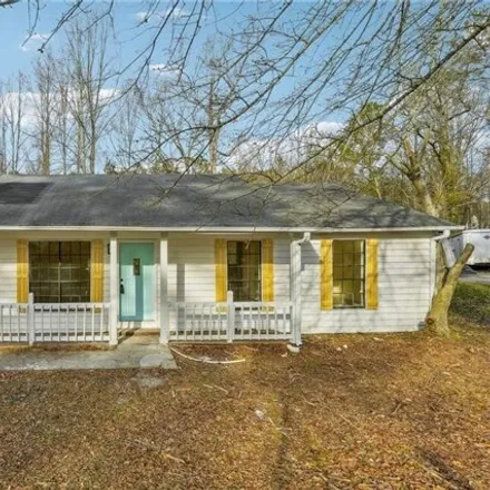 Buy this 3 bed house on 1057 Salisbury Trail in Riverdale, GA 30296