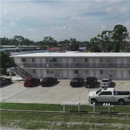 Rent this 2 bed condo on 2492 Stella Street in Fort Myers, FL 33901