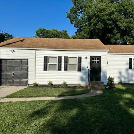 Buy this 3 bed house on 500 South 15th Street in Marysville, KS 66508