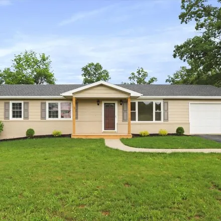 Rent this 3 bed house on 625 Overcash Road in Guilford Township, PA 17202