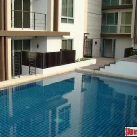 Image 7 - On Nut - Apartment for sale