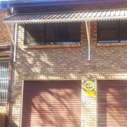 Image 6 - 71 Selma Avenue, De Beers, Pretoria, 0049, South Africa - Apartment for rent