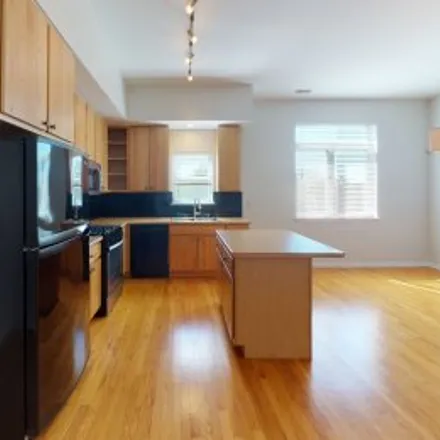 Buy this 2 bed apartment on #3,4436 South Calumet Avenue in Bronzeville, Chicago
