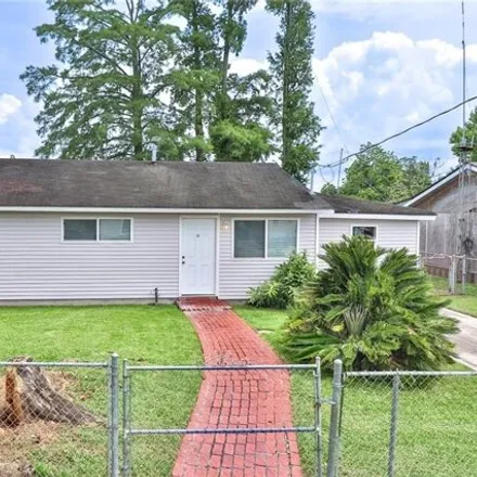 Buy this 3 bed house on 25 Winifred Street in Waggaman, LA 70094