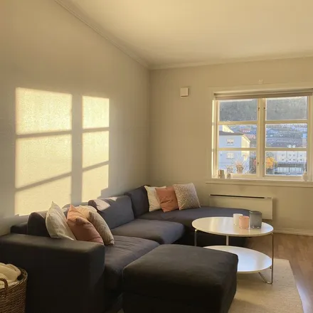Rent this 1 bed apartment on Fjøsangerveien 32C in 5053 Bergen, Norway