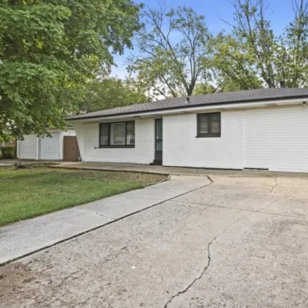 Image 2 - 2403 W 78th Ave, Merrillville, Indiana, 46410 - House for sale